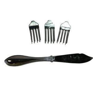 Silver Cheese Knife & Markers Set - Cheddar Gouda Gruyere